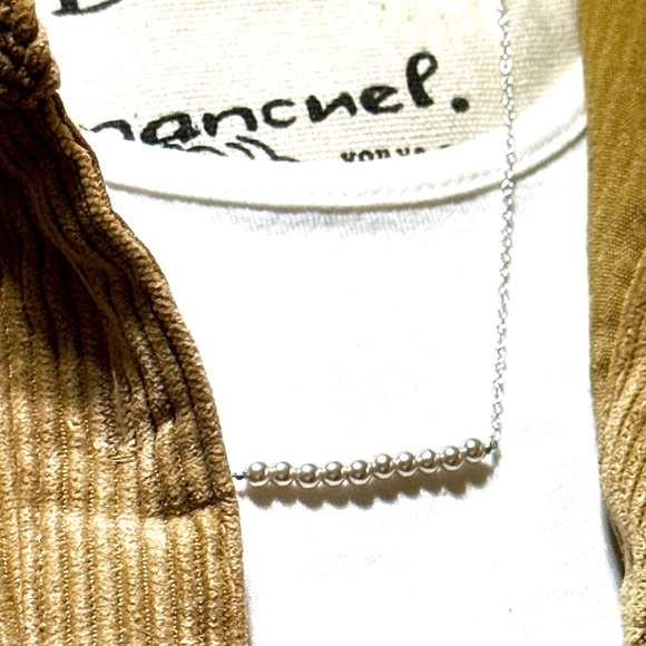 Pearls balanced bar 925 silver statement dainty pendant delicate necklace - Picture 2 of 4